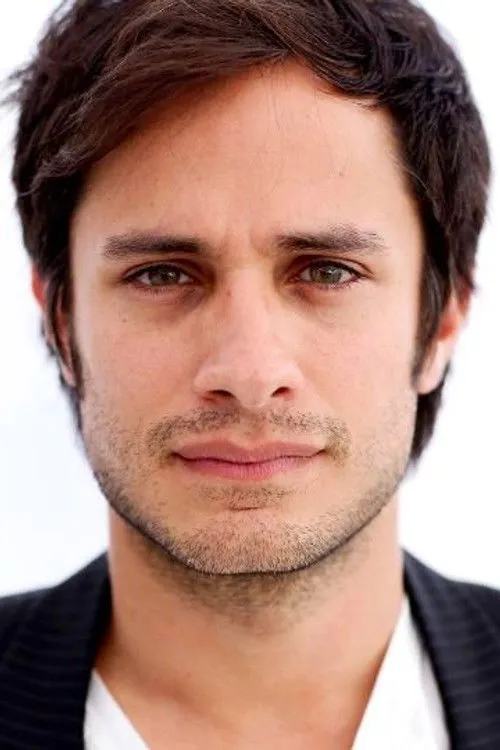 Gael García Bernal photo