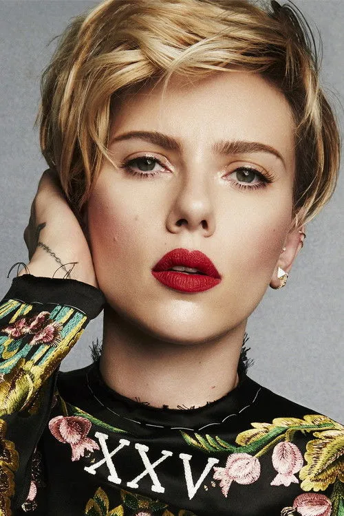 Scarlett Johansson photo