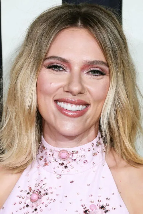 Scarlett Johansson photo