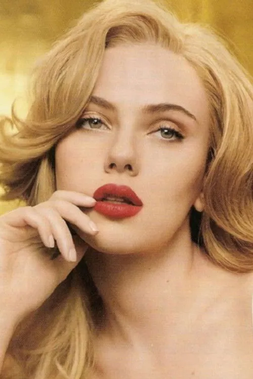 Scarlett Johansson photo