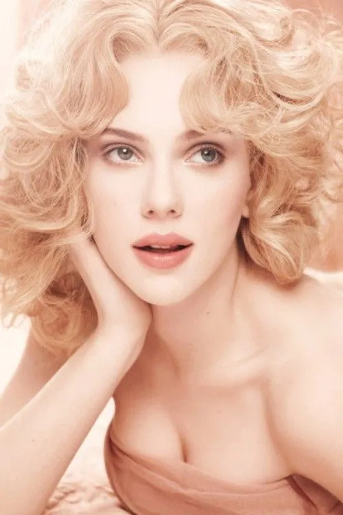Scarlett Johansson photo