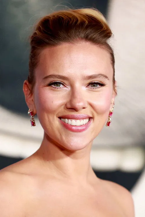 Scarlett Johansson photo