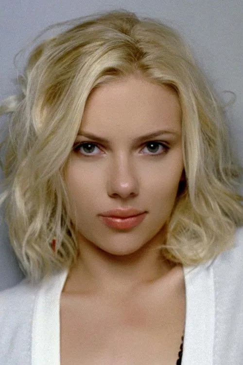 Scarlett Johansson photo