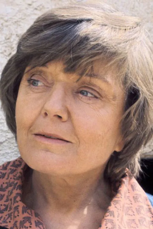 Shelagh Fraser photo