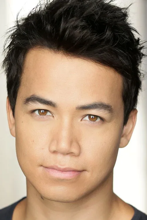 Shannon Kook photo