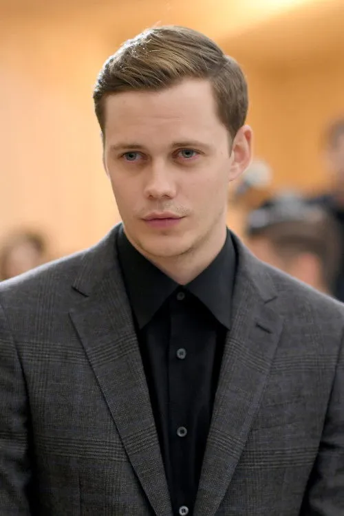Bill Skarsgård photo