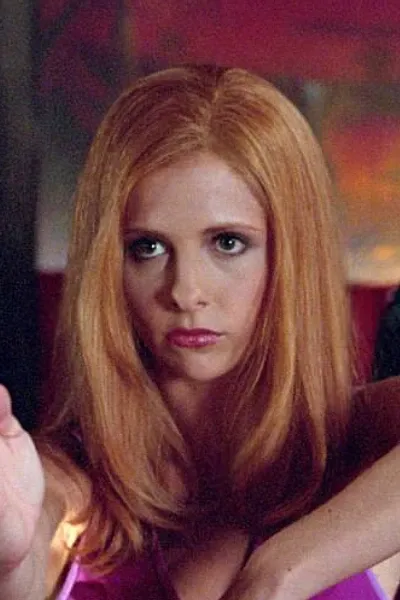 Daphne Blake (Sarah Gellar) photo