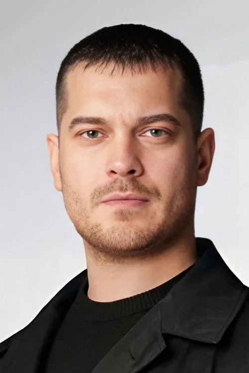 Çağatay Ulusoy photo