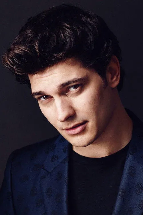 Çağatay Ulusoy photo