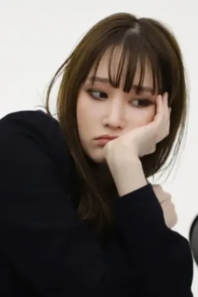 Jeon Jong-seo photo
