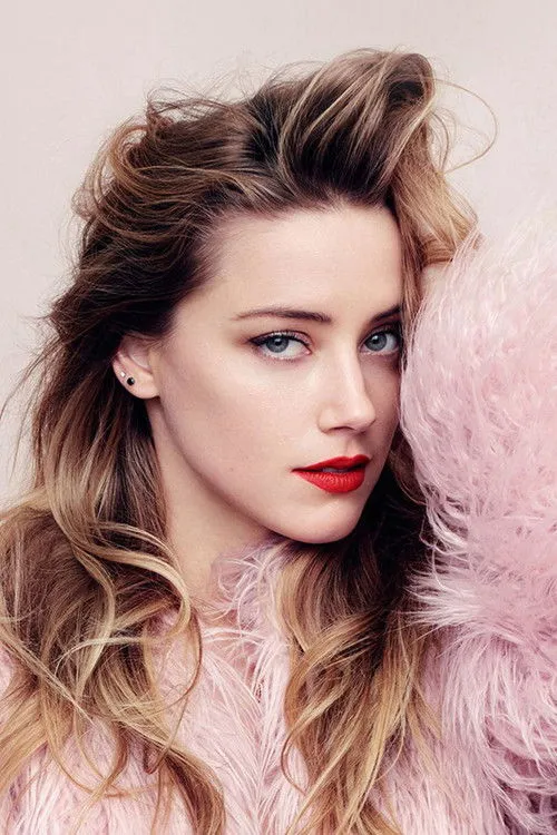 Amber Heard photo