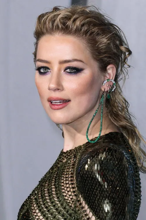 Amber Heard photo