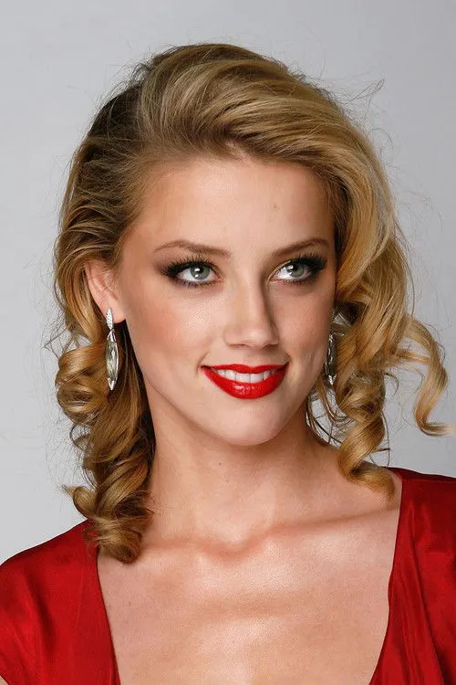 Amber Heard photo