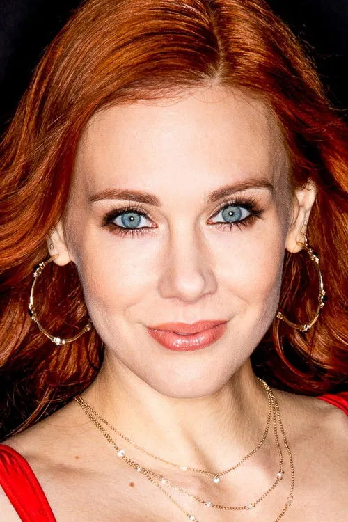 Maitland Ward photo