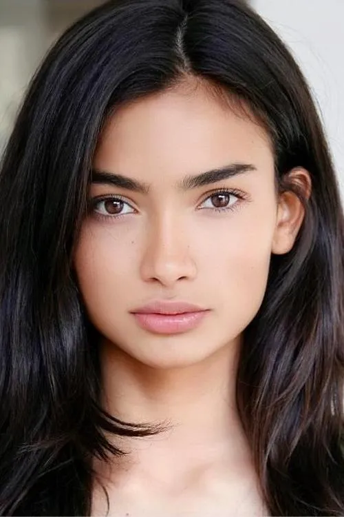 Kelly Gale photo