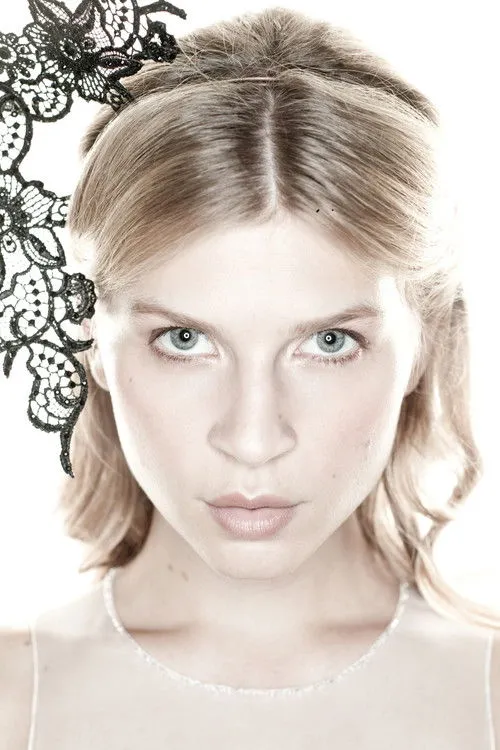 Clémence Poésy photo