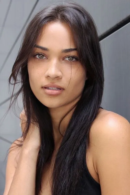 Shanina Shaik photo