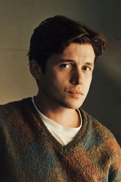 Nick Robinson photo