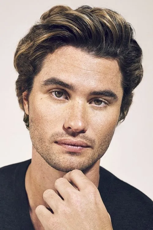 Chase Stokes photo