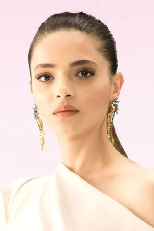 Şifanur Gül photo