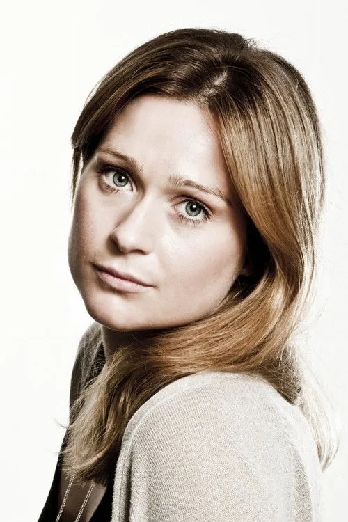 Sian Brooke photo