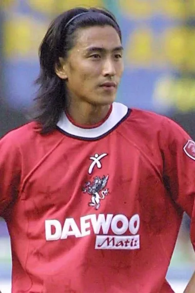 Ahn Jung-hwan photo