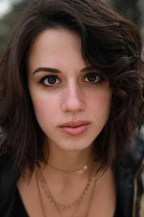 Jenna Kanell photo