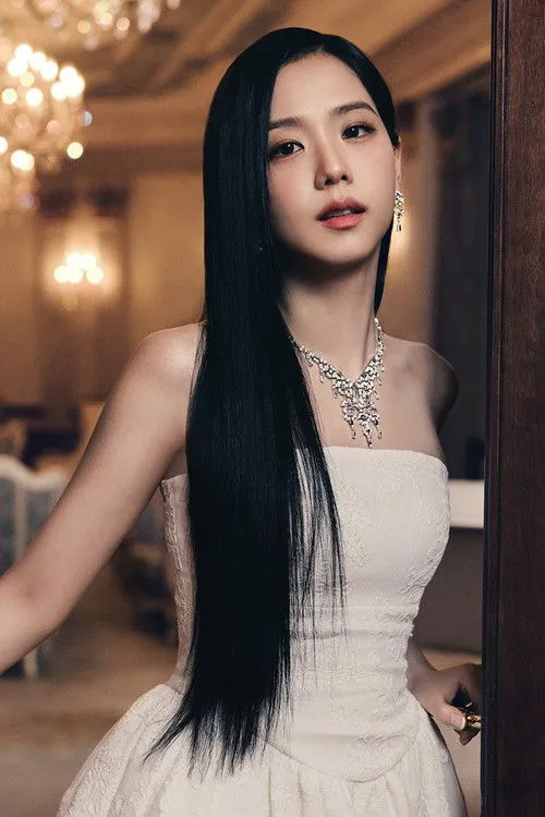 Jisoo (Kim Ji-soo) photo