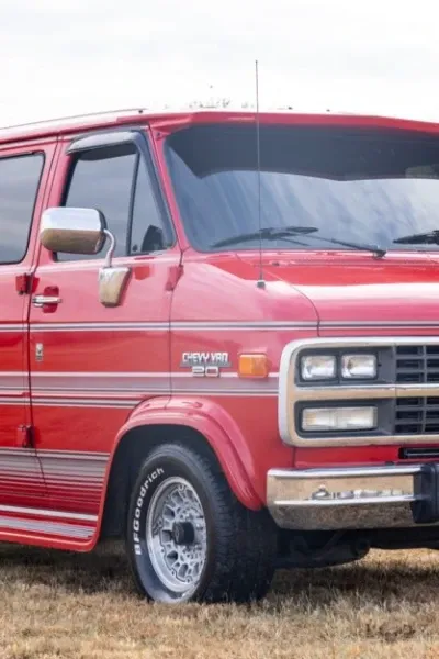 1994 Chevrolet Chevy Van photo