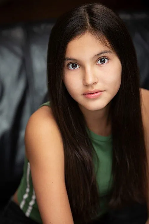 Isabel DeRoy-Olson photo