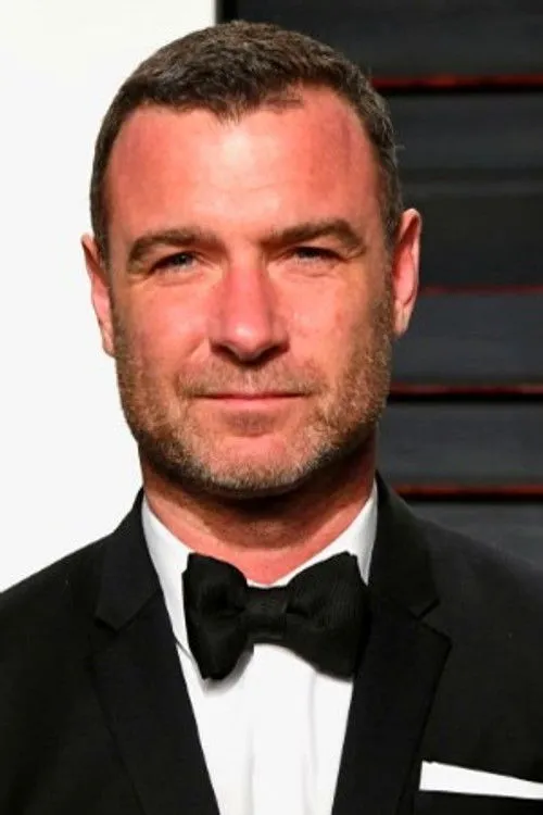 Liev Schreiber photo