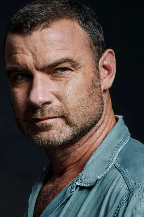 Liev Schreiber photo