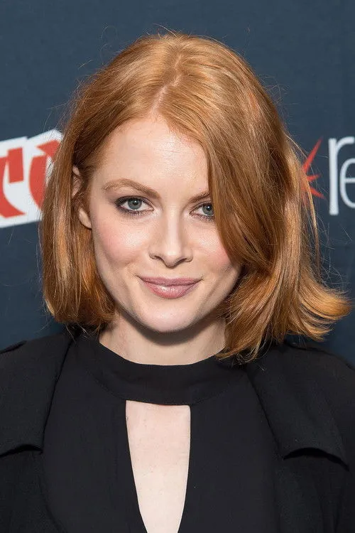 Emily Beecham photo