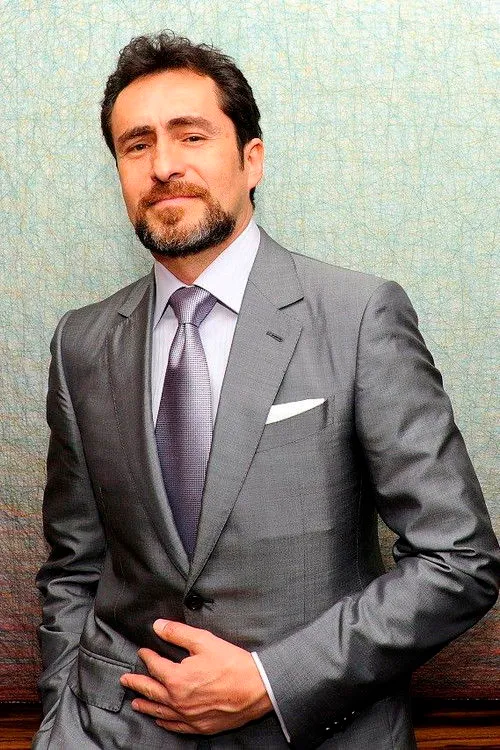 Demián Bichir photo