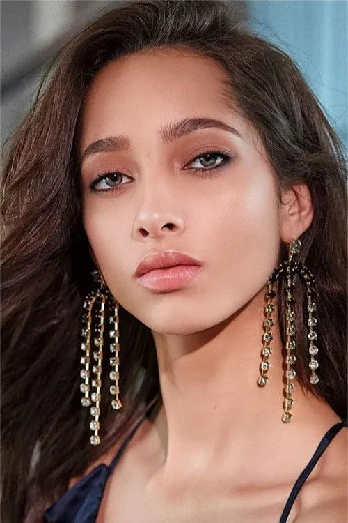 Yasmin Wijnaldum photo