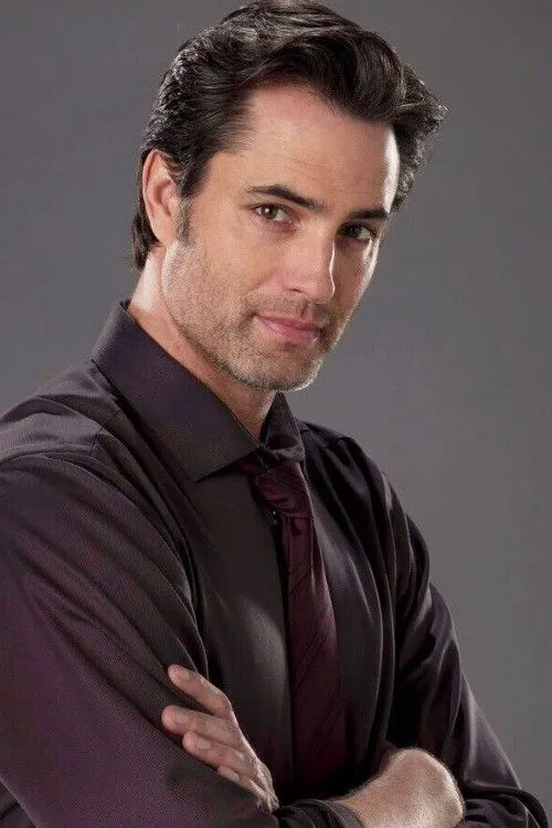 Victor Webster photo