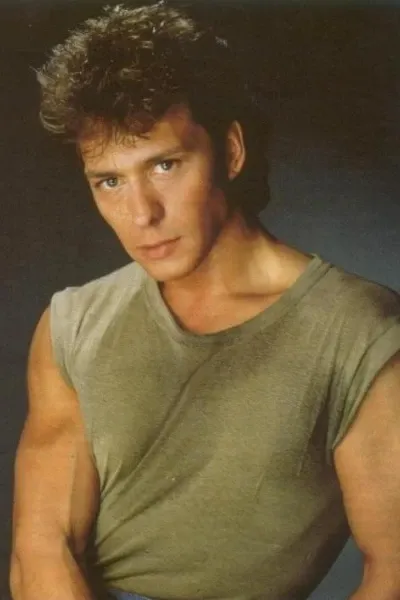 Richard Eden photo