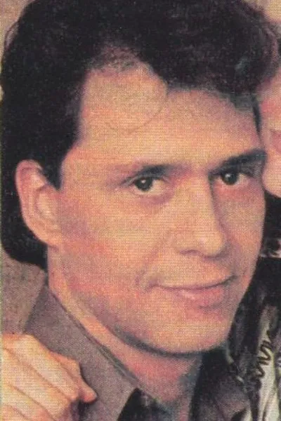 Richard Eden photo
