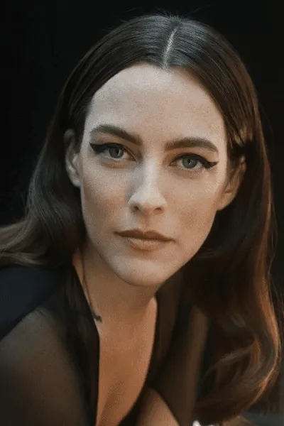 Riley Keough photo