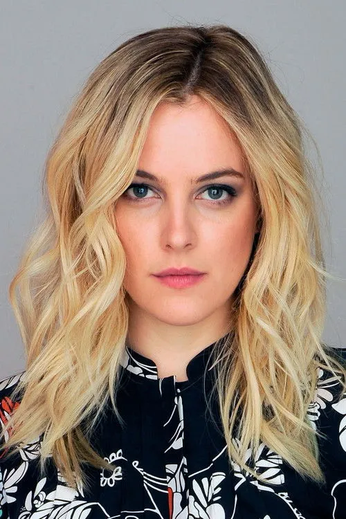 Riley Keough photo