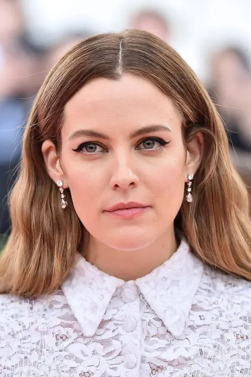 Riley Keough photo