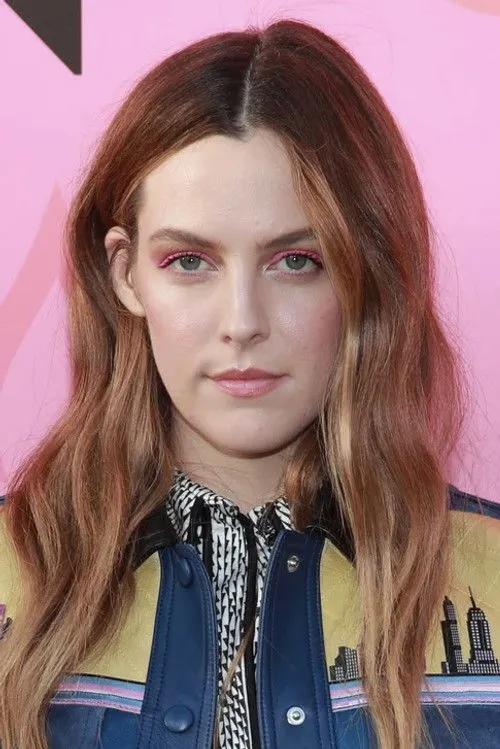 Riley Keough photo
