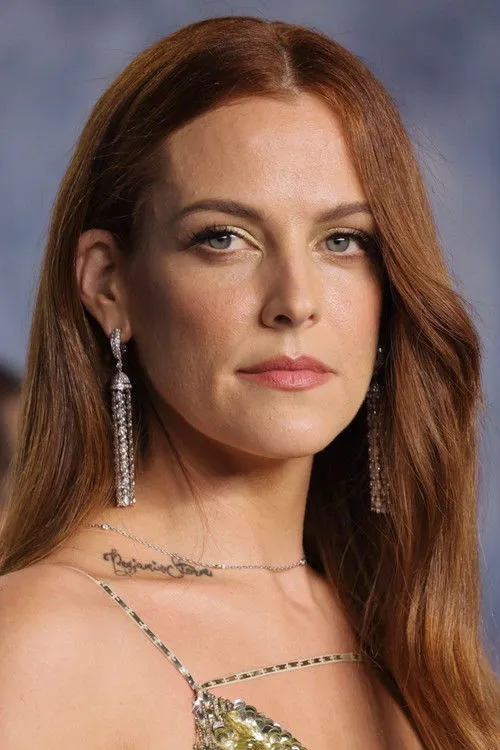 Riley Keough photo