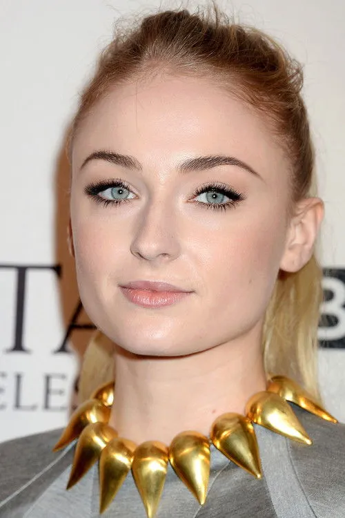 Sophie Turner photo
