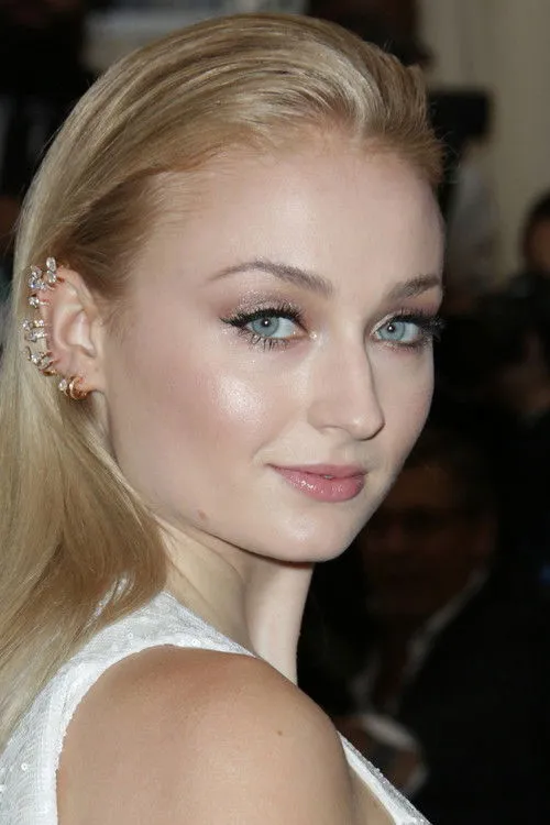 Sophie Turner photo