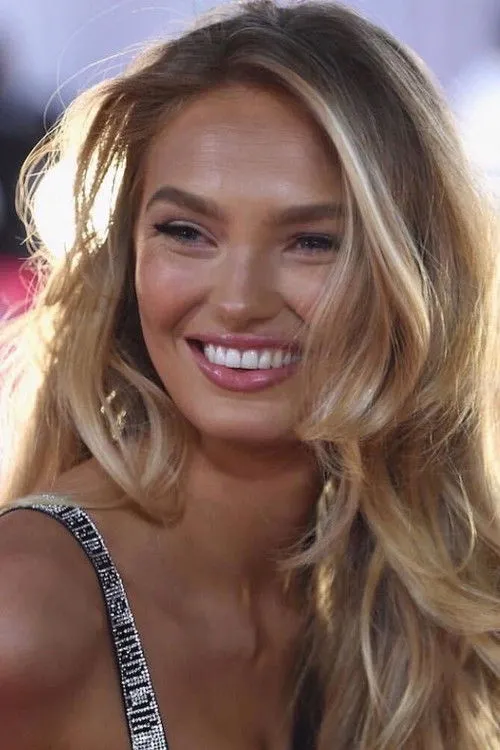 Romee Strijd photo