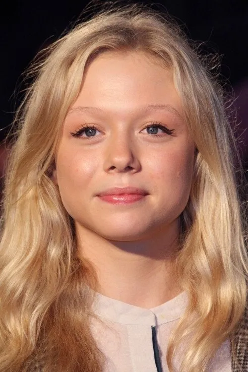 Naomi Battrick photo