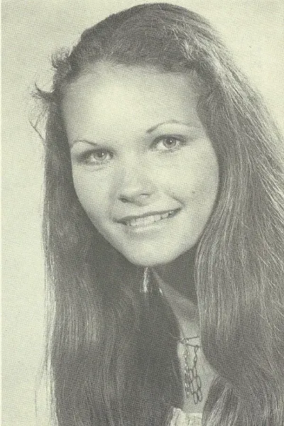 Fiona Fullerton photo