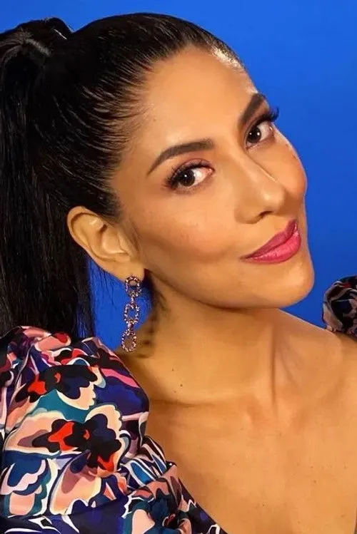 Stephanie Beatriz photo