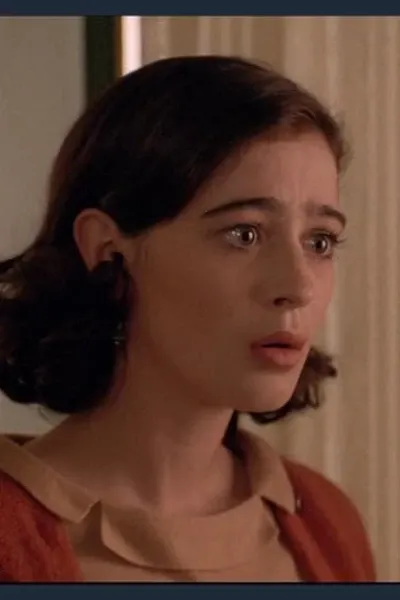 Donna Hayward photo